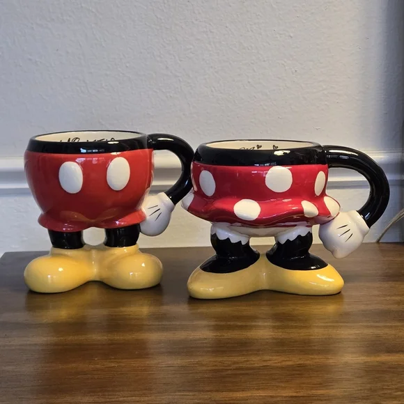 DISNEY PARKS Mickey and Minnie Mouse HALF BODY MUGS Authentic Original Set (2) - Picture 2 of 15